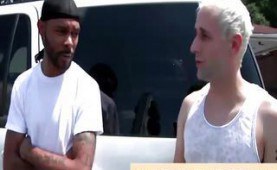 White twink sucks a hard black cock in a car